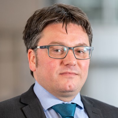 Photograph of Glen Bates