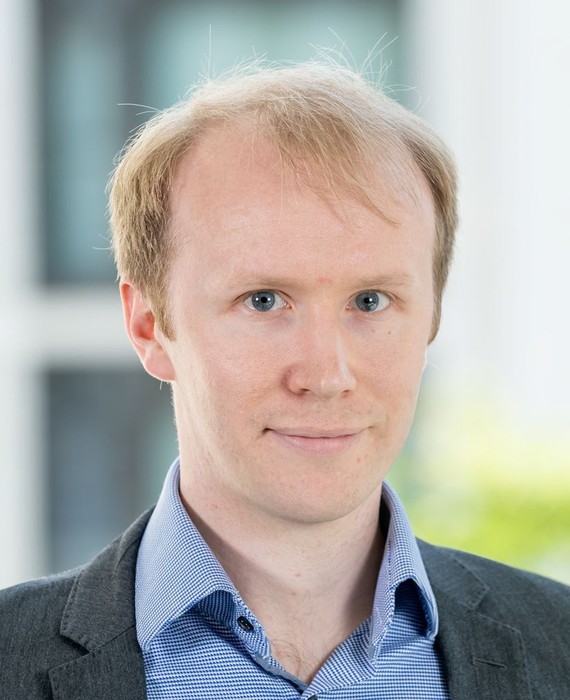 Photograph of Mark Tinsley