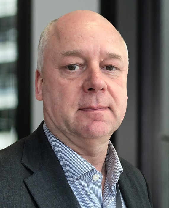 Photograph of Keith Smith