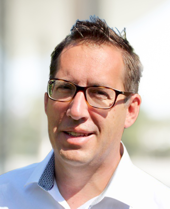 Photograph of Mark Smith