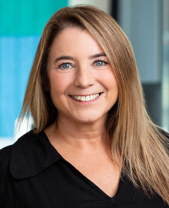 Photograph of Jo Nelder