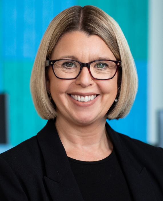 Photograph of Karen Hamilton