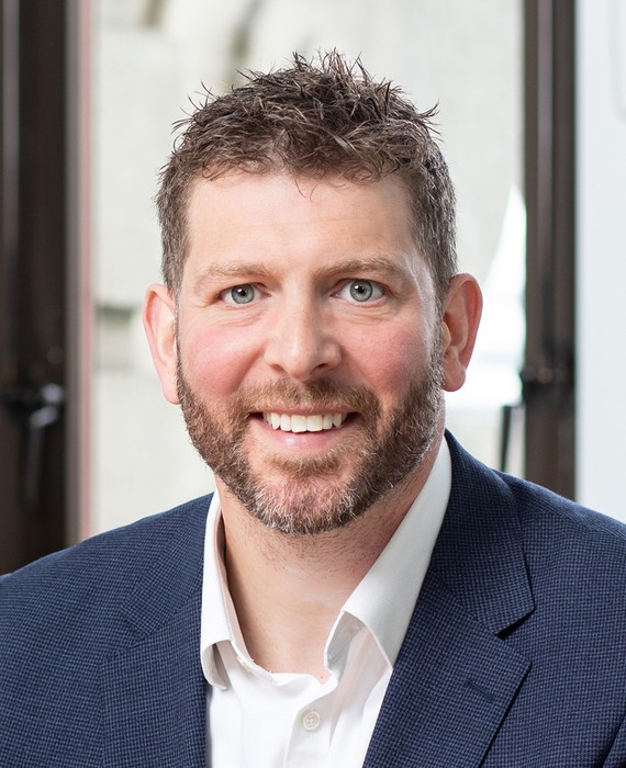 Photograph of Paul Leandro