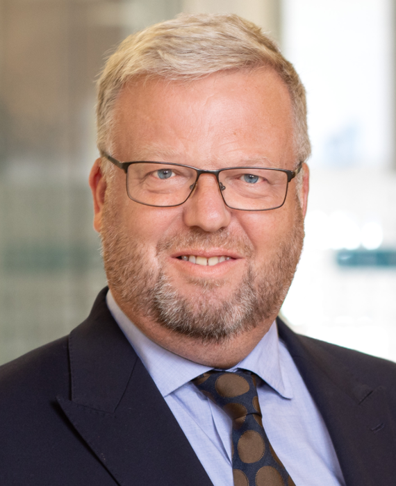 Photograph of Pete Smith