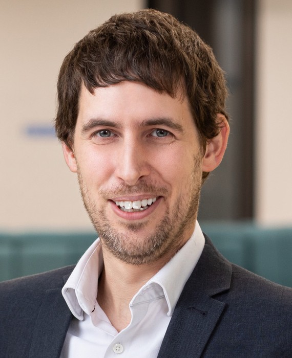 Photograph of Andy Smith