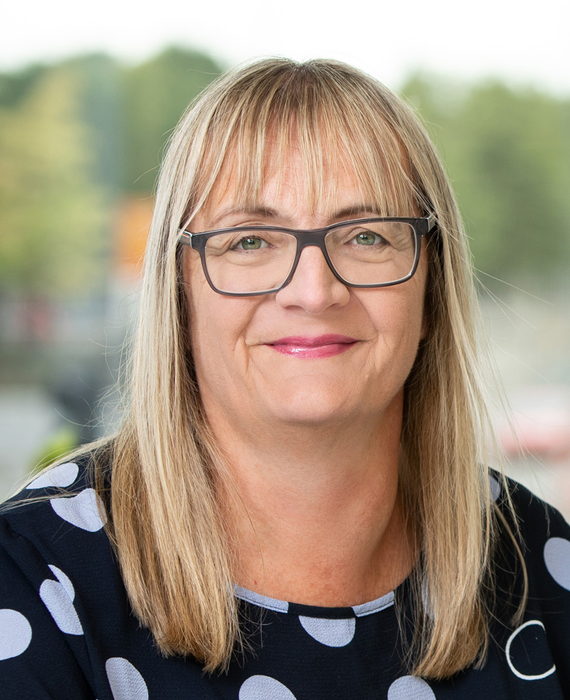 Photograph of Julia Turney