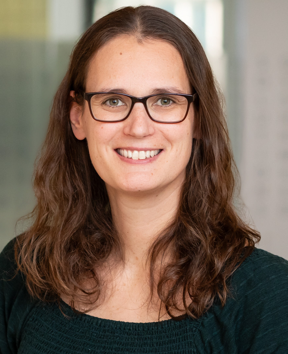 Photograph of Elizabeth Wise