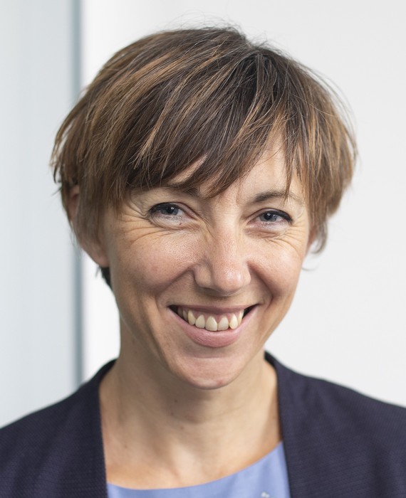 Photograph of Heather Peters