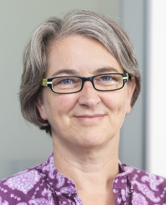 Photograph of Mandy Bridgman